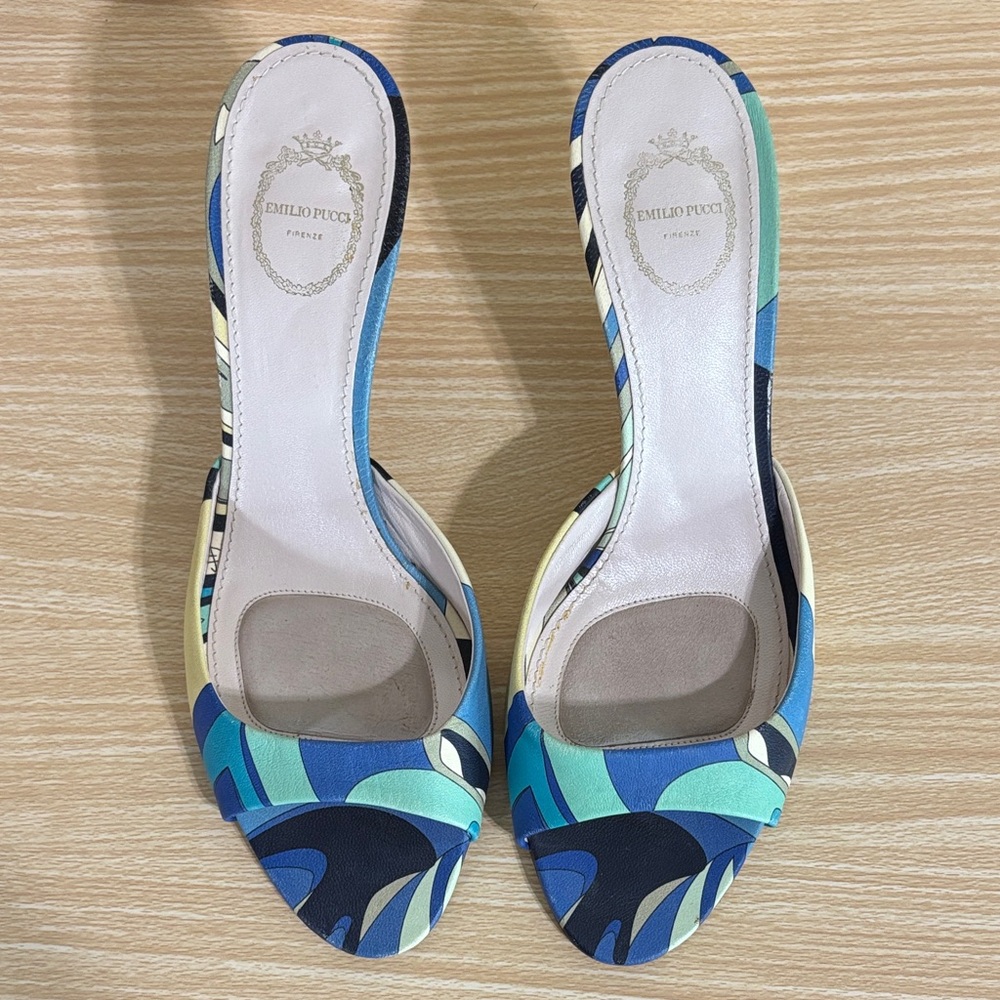 Emilio Pucci Blue Green Patterned Open-Toe Heels